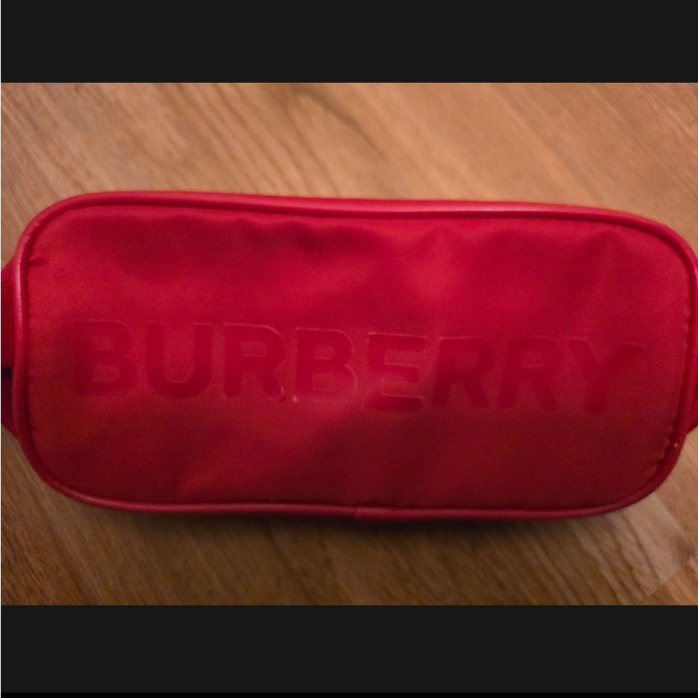 Burberry fashion makeup pouch  Red Embossed Logo Travel Pouch